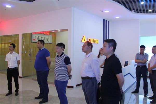 珠联璧合，，共创双赢